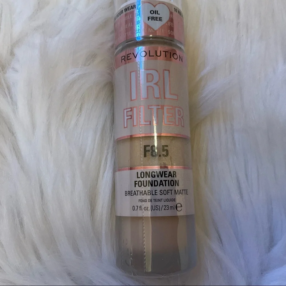 Revolution IRL Filter Longwear Foundation - New - F8.5